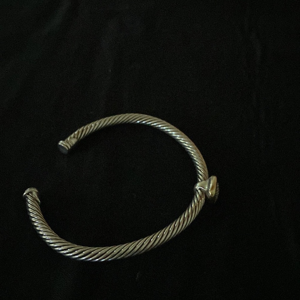 Cuff bracelet - Picture 2 of 3